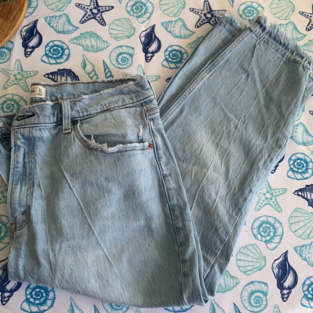 Abercrombie mom jeans